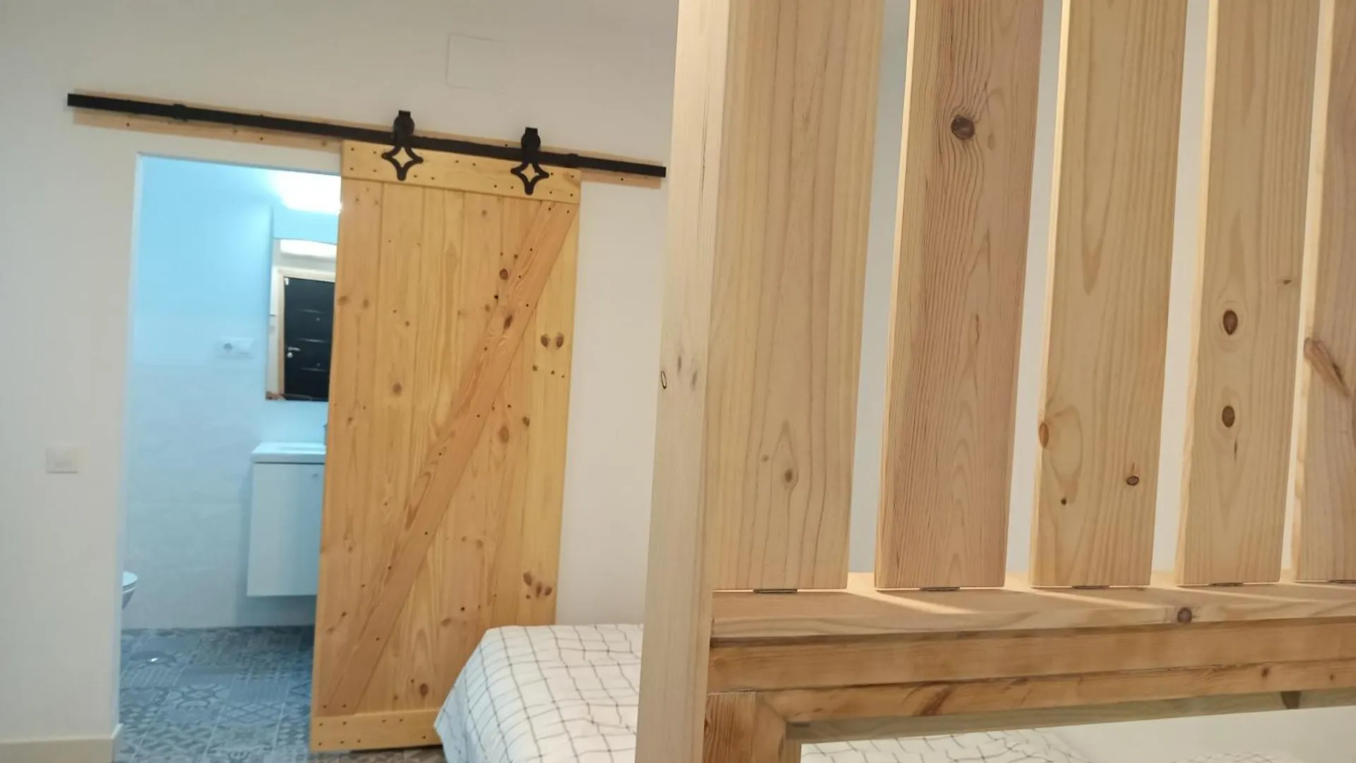 Upla - Urban Playa Luz Apartamentos マラガ 0*,  スペイン