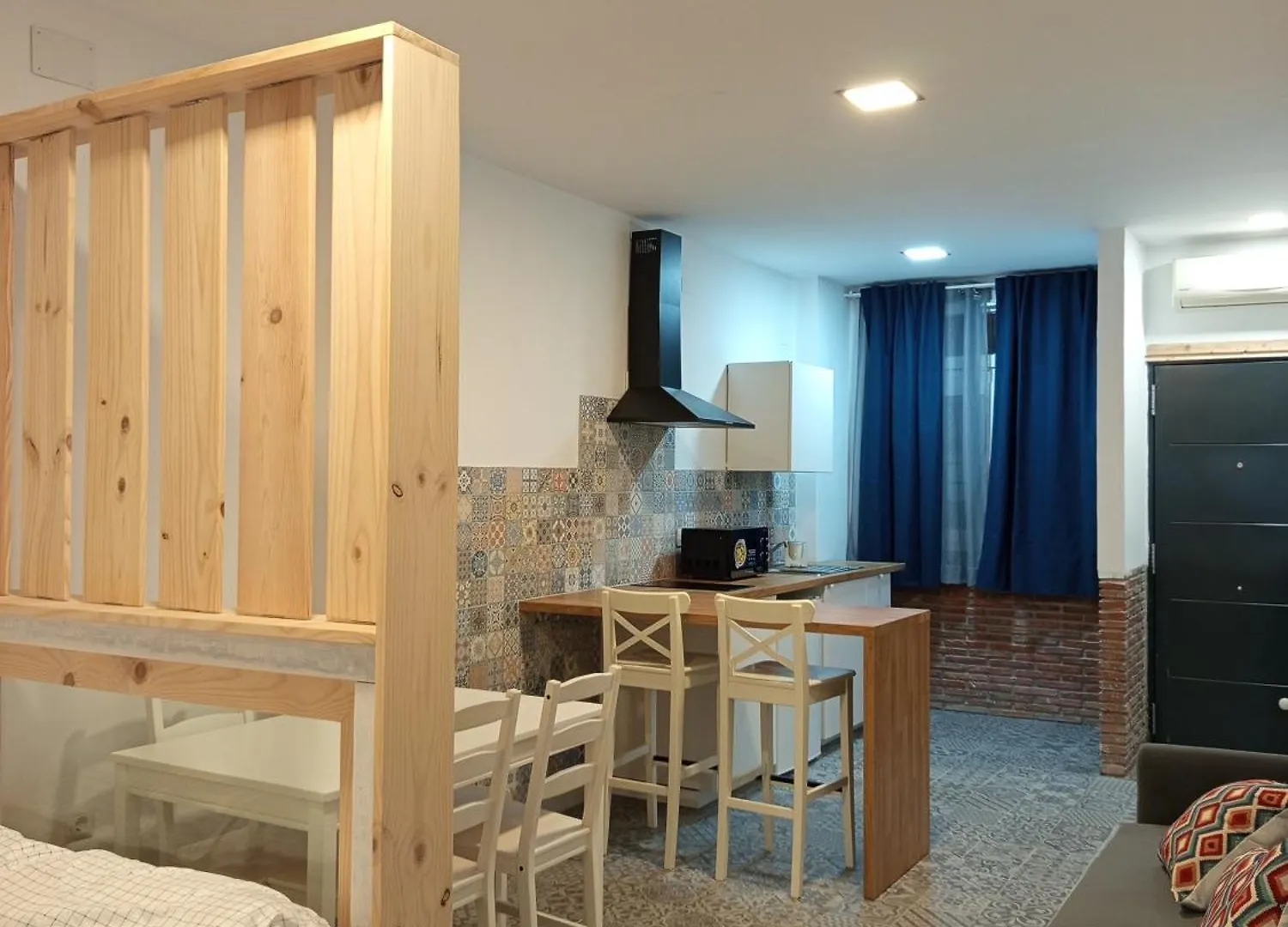 Upla - Urban Playa Luz Apartamentos Malaga